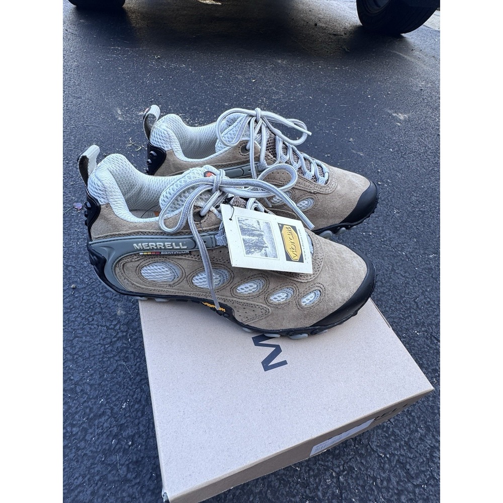 MERRELL Chameleon Ventilator Classic Taupe Hiking Trail Shoes Women's Size 8